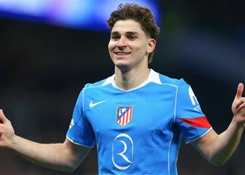ألفاريز يتلقى نصيحة بالاعتذار لـ أتلتيكو مدريد وبرشلونة يترقب