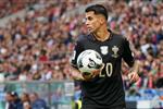 بسبب برشلونة.. كانسيلو يدخل في حرب مع الهلال السعودي 