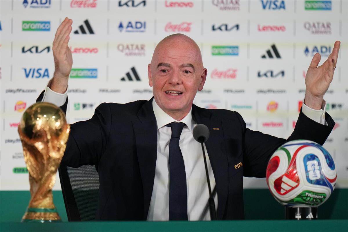 تقارير: إنفانتينو مهدد بالاستبعاد بعد مقاطعة يويفا لـ كأس العالم