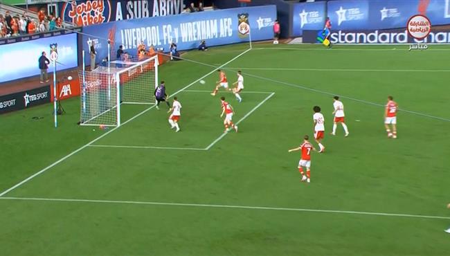 لاعب ريكسهام يهدر فرصة هدف امام ليفربول