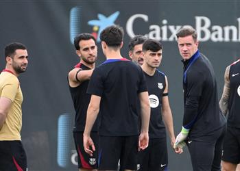 لاعب برشلونة يغادر معسكر إنجلترا استعداد ا لرحيله