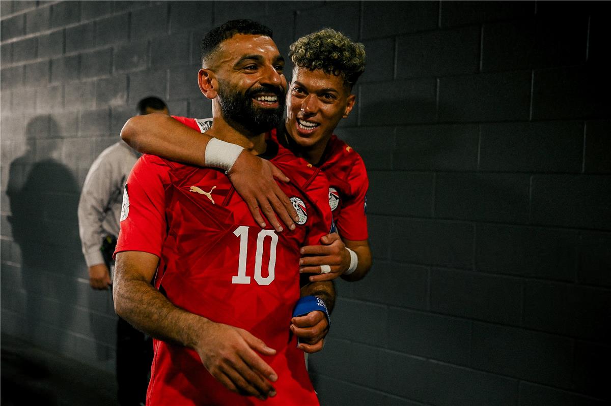 الصالح سبورت : ديلي ميل: إمام عاشور نجم صاعد يضيء سماء كأس العالم.. ودموع الفرح تنهمر من قلب صلاح البطل