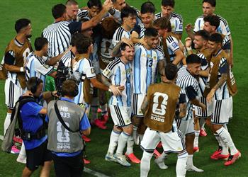 فيديو بقيادة ميسي الأرجنتين تهزم الرأس الأخضر وتستعد لمصر في دور الـ 16 بكأس العالم