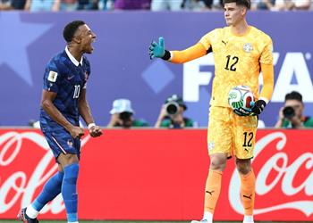 فيديو مبابي يستفز حارس باراجواي بعد تأهل فرنسا لربع نهائي كأس العالم