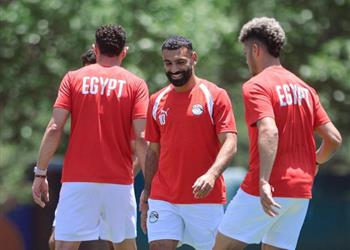 قبل مواجهة الأرجنتين عاصفة رعدية تجبر منتخب مصر على إلغاء مرانه