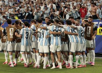 منتخب الأرجنتين يتعرض لانتكاسة جديدة قبل مباراة مصر في كأس العالم