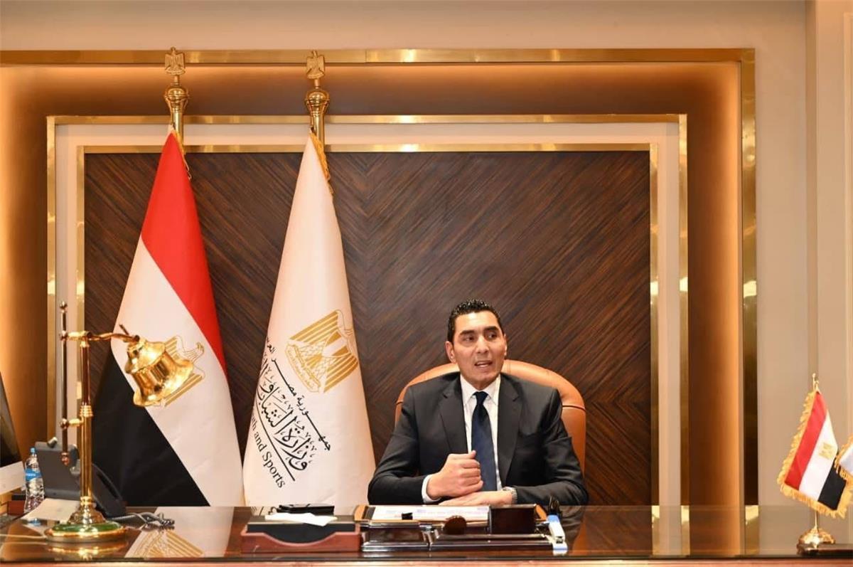 جوهر نبيل وزير الرياضة