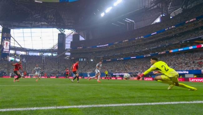 مصطفي شوبير يتألق وينقذ هدف محقق لـ الارجنتين امام مصر بكأس العالم