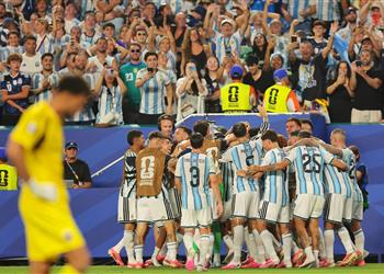 وفاة مشجع أرجنتيني خلال احتفالات الفوز على مصر في كأس العالم