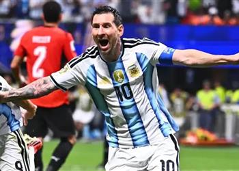 التاسعة تقترب كأس العالم يضاعف فرص ميسي في الفوز بالكرة الذهبية 966