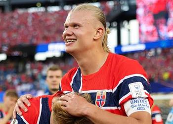 لاعب إنجلترا يكشف طريقة إيقاف هالاند قبل موقعة كأس العالم