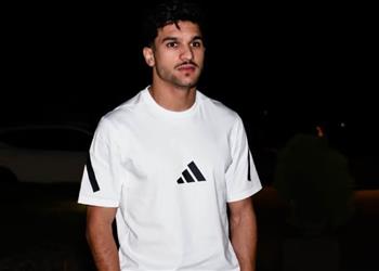 منصف بقرار يوجه رسالة خاصة لجمهور الأهلي بعد انضمامه لمعسكر إسبانيا