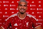 رسميًا | ليفربول يعلن ضم أراوخو من برشلونة
