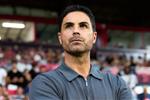 بطلب من أرتيتا.. آرسنال يقدم عرضًا للتعاقد مع لاعب برشلونة 