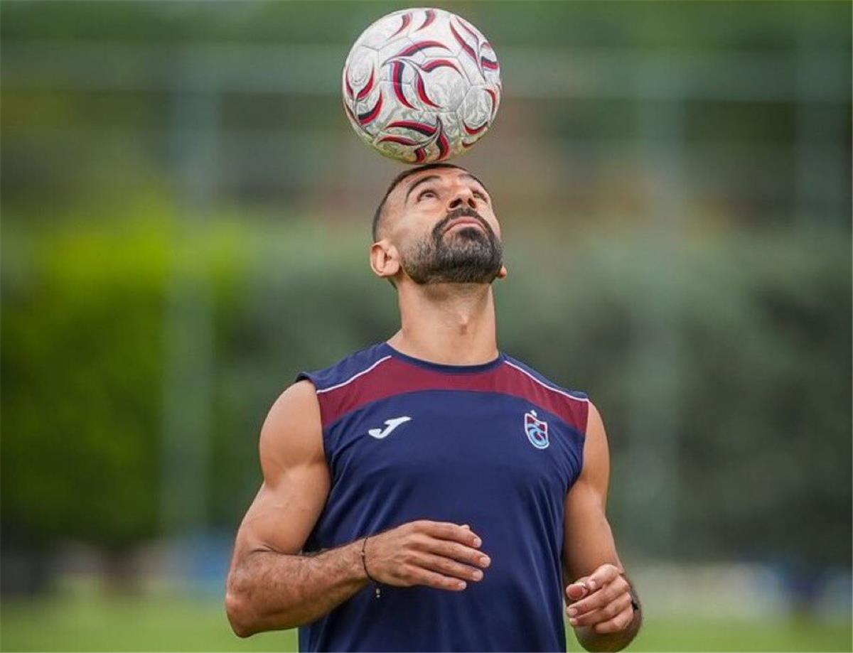 موقف محمد صلاح من المشاركة في مباراة طرابزون سبور وقاسم باشا 