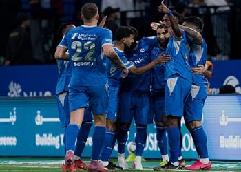 فيديو 3 ركلات جزاء بنزيما ونيفيز يقودان الهلال لاكتساح الفيصلي برباعية في افتتاح الدوري السعودي