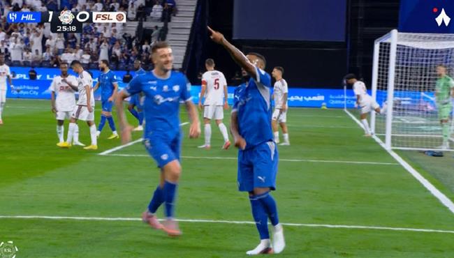 هدف مالكوم في مرمي الفيصلي بالدوري السعودي