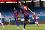 لاعب خط وسط يزاحم حمزة عبد الكريم على مركز المهاجم في برشلونة