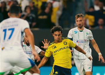فيديو تحت أنظار رونالدو النصر يسحق الفتح بثلاثية في افتتاح مشواره بالدوري السعودي