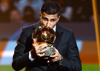 رومانو يكشف كواليس انتقال رودري إلى برشلونة مدة العقد وموقف رئيس ريال مدريد