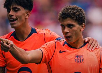برشلونة يحمس حمزة عبد الكريم قبل مواجهة الأهلي