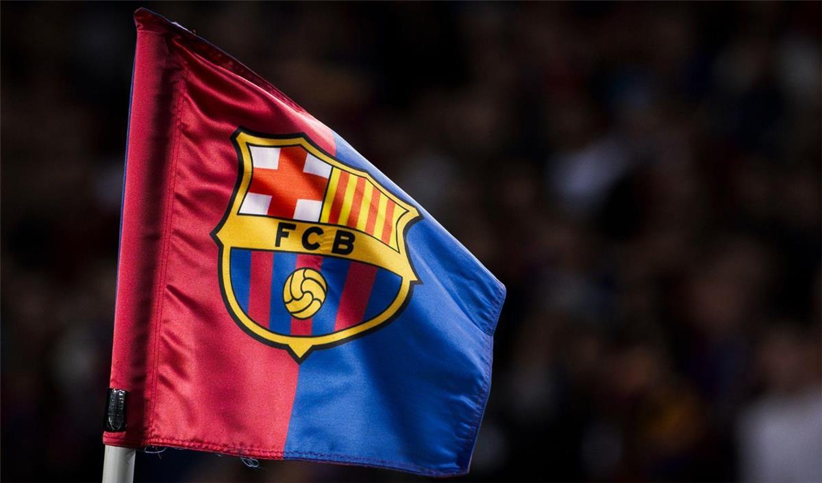 برشلونة يتحكم في مصير لاعبه ببنود خاصة بعد رحيله 