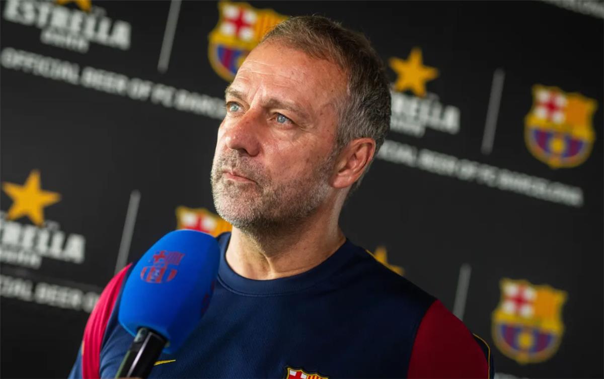 فليك يوجه طلبًا لجماهير برشلونة قبل مواجهة الأهلي في كأس خوان جامبر 