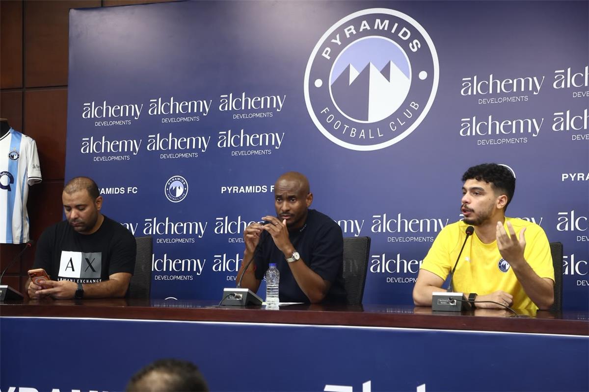 موكوينا خلال تقديمه مدربًا لبيراميدز: هذا هدفي مع الفريق