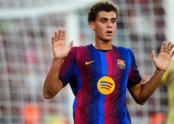 ردود أفعال جمهور برشلونة بعد هدف حمزة عبد الكريم أمام الأهلي لدينا من يستحق الـ120 مليون ا