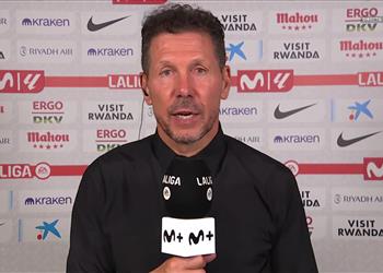 بسبب برشلونة سيميوني يوضح موقفه من إهانات جماهير أتلتيكو مدريد ضد ألفاريز