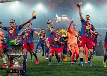 تقارير مانشستر يونايتد يستهدف التعاقد مع لاعب برشلونة