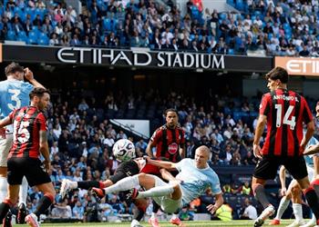 فيديو مانشستر سيتي يقلب الطاولة على بورنموث ويحقق فوز ا مثير ا في الدوري الإنجليزي