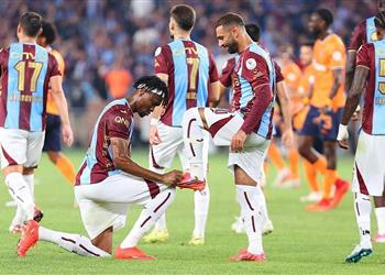 فيديو نجم طرابزون المنتظر يغازل محمد صلاح وجه مألوف ينتظرني هناك