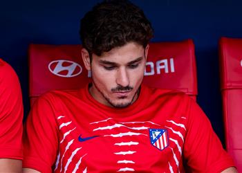 لاعب أتلتيكو مدريد بعد تصرف الجماهير سنقاتل من أجل ألفاريز