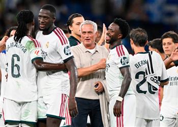 كادينا سير مانشستر يونايتد يقدم عرض ا رسمي ا لضم لاعب ريال مدريد