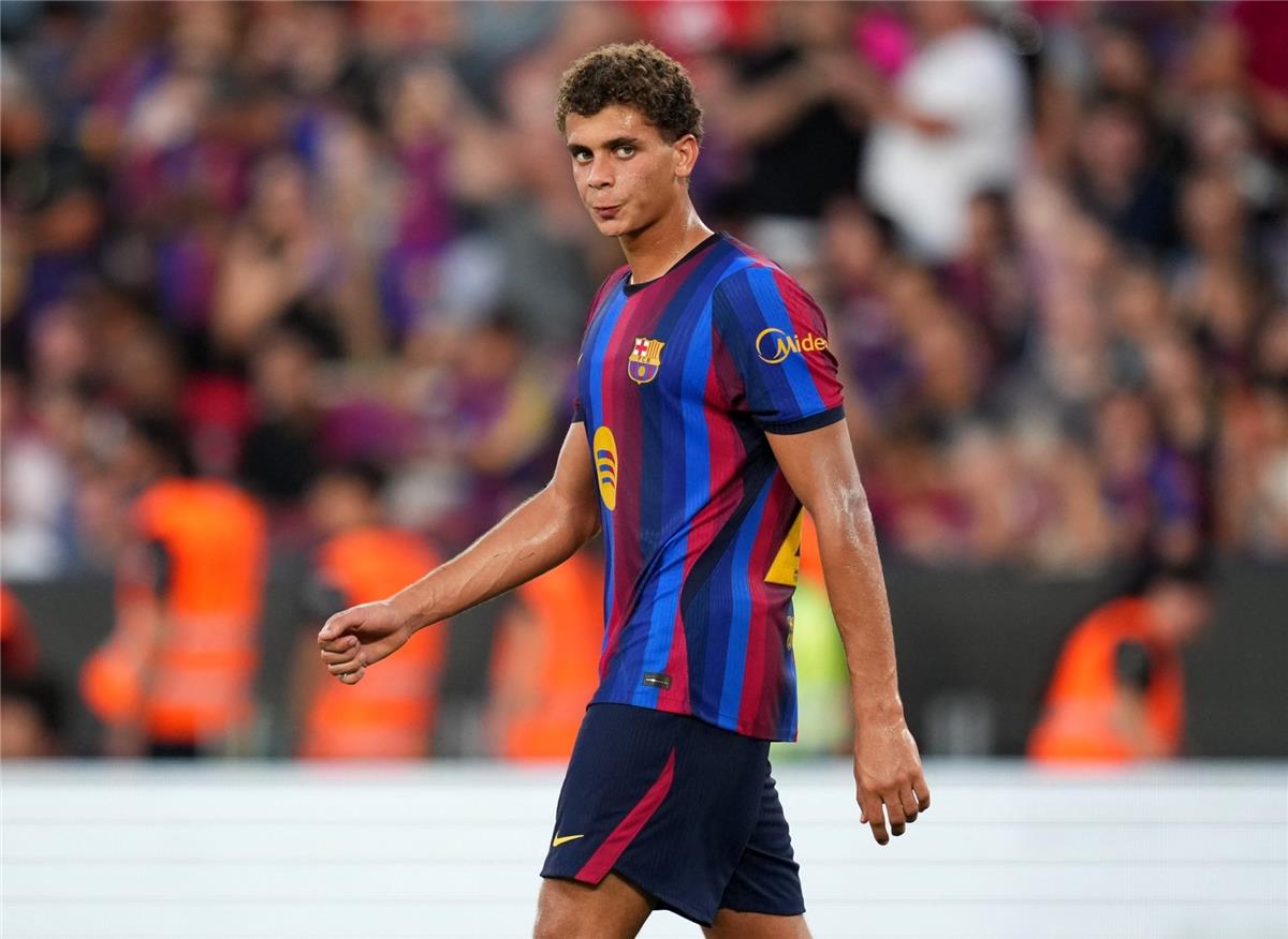 موندو ديبورتيفو تكشف تشكيل برشلونة المتوقع أمام أتلتيك بلباو وموقف حمزة عبد الكريم 