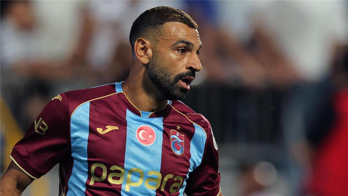 رسميًا.. محمد صلاح يحصد أول جائزة فردية مع طرابزون 