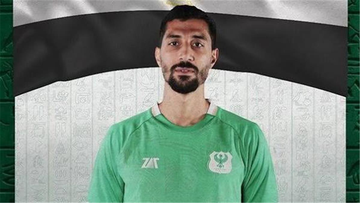 محمود حمادة يكشف سر إشاراته للجمهور.. ويصرح: دخلنا مباراة المقاولون للفوز