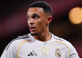 ريال مدريد يحسم موقفه من رحيل أرنولد قبل نهاية ميركاتو الصيف