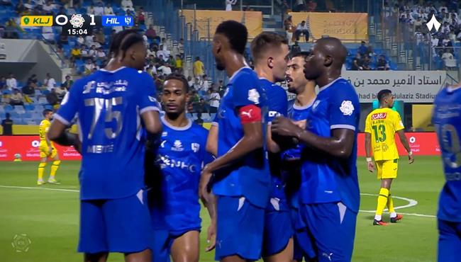 اهداف مباراة الهلال والخليج في الدوري السعودي