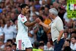 ماركا: بفضل مورينيو.. بيلينجهام ينفجر في مركزه الجديد مع ريال مدريد