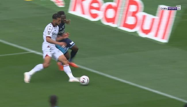 ملخص لمسات محمد عبد المنعم في مباراة نيس وباريس بالدوري الفرنسي