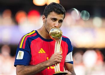 رودري يحبط مخطط مانشستر سيتي لإفساد انتقاله إلى ريال مدريد