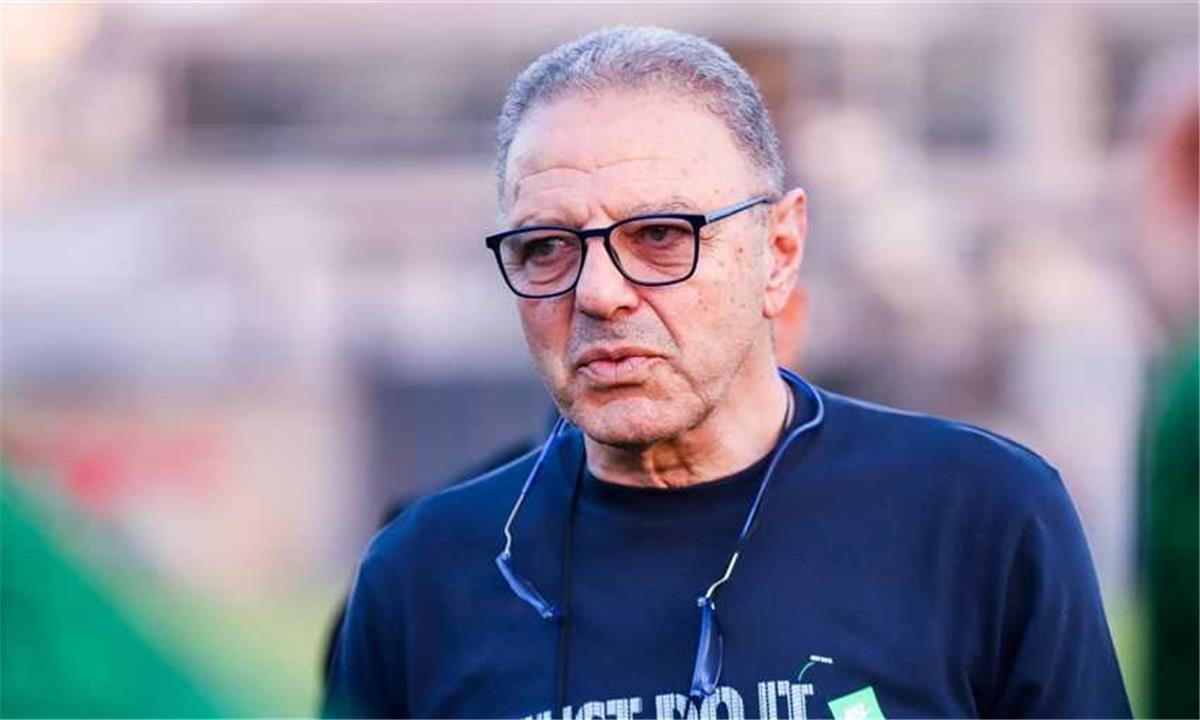 طلعت يوسف: لاعب الأهلي مثل عبد الله السعيد.. وأفشة غير مناسب لطريقة عموتة