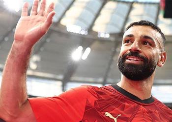 فيديو محمد صلاح يظهر بقميص طرابزون سبور ويوجه رسالة باللغة التركية