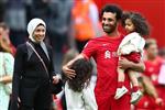 تقارير: دور هام لزوجة محمد صلاح في انتقاله إلى طرابزون