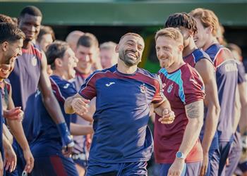 صور محمد صلاح يشارك في تدريبات طرابزون سبور لأول مرة