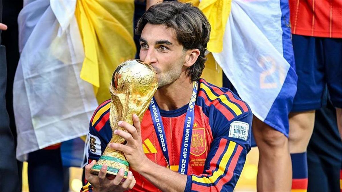 ماركا: برشلونة حسم مصير فيران توريس 
