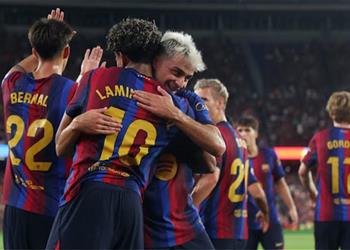 فيديو لاعب برشلونة يثير غضب مدربه بعد مباراة رايو فاليكانو