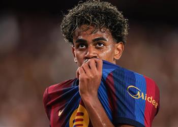 يامال يوجه رسالة بعد فشل صفقة ألفاريز ويتهرب من مقارنة ثلاثي برشلونة وريال مدريد